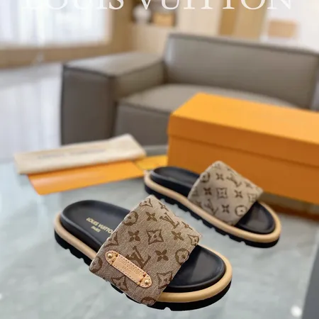 ルイヴィトン スリッパ