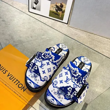 ルイヴィトン スリッパ
