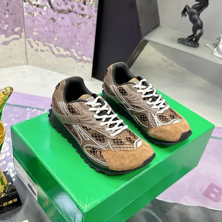 ボッテガ ヴェネタ スニーカー