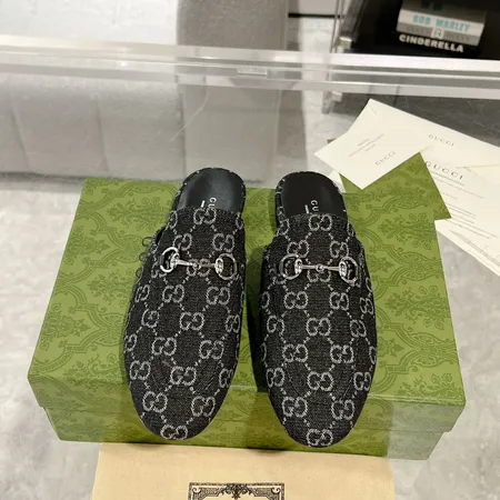 グッチ スリッパ