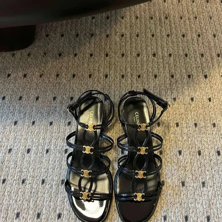 セリーヌ サンダル