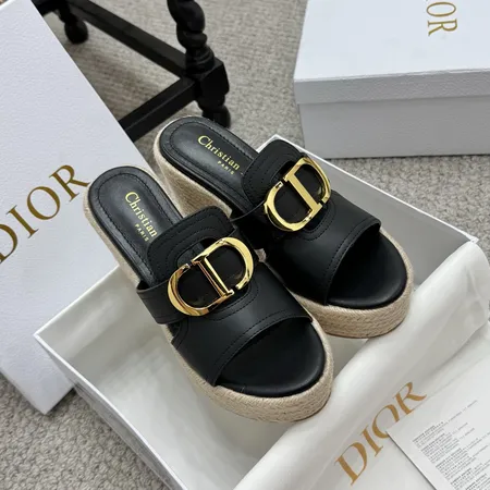 ディオール サンダル