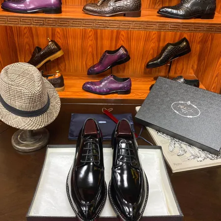 プラダ ビジネスシューズ