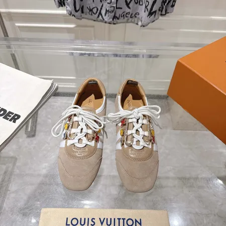 ルイヴィトン カジュアルシューズ