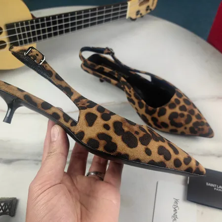 イブサンローラン サンダル