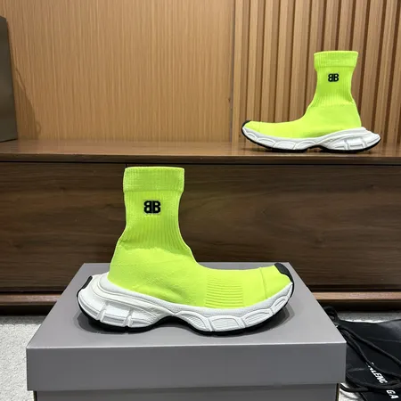 バレンシアガ カジュアルシューズ