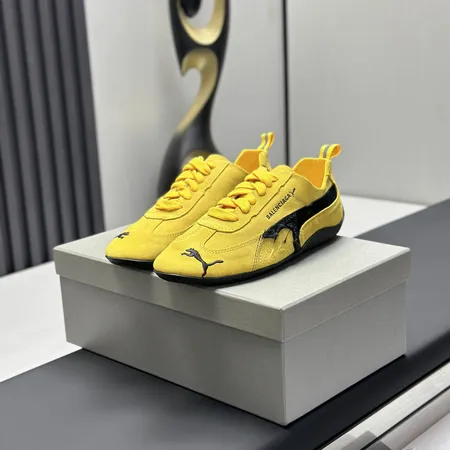 バレンシアガ カジュアルシューズ