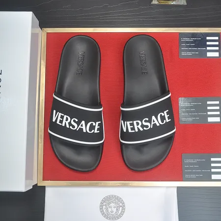 ヴェルサーチ スリッパ