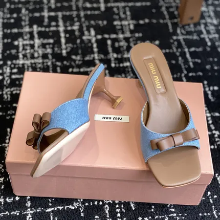 ミュウミュウ サンダル