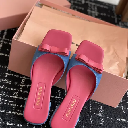 ミュウミュウ スリッパ