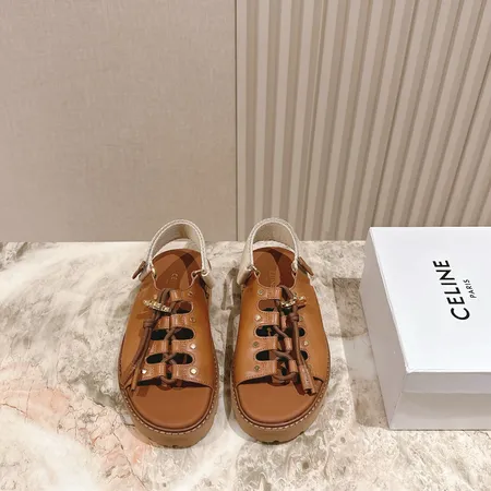 セリーヌ サンダル