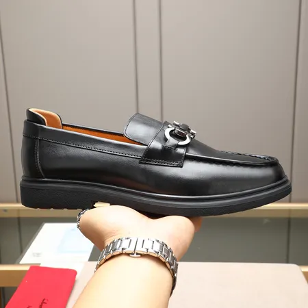 フェラガモ ビジネスシューズ
