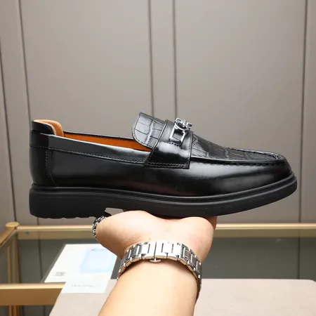 フェラガモ ビジネスシューズ