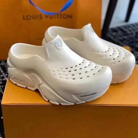 ルイヴィトン スリッパ