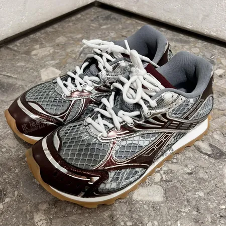 ボッテガ ヴェネタ カジュアルシューズ