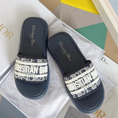 ディオール スリッパ