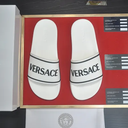 ヴェルサーチ スリッパ