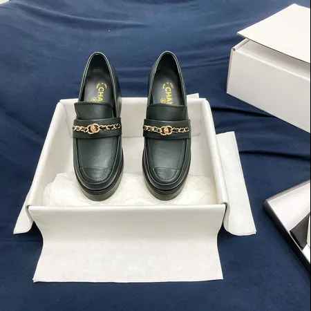 シャネル ビジネスシューズ