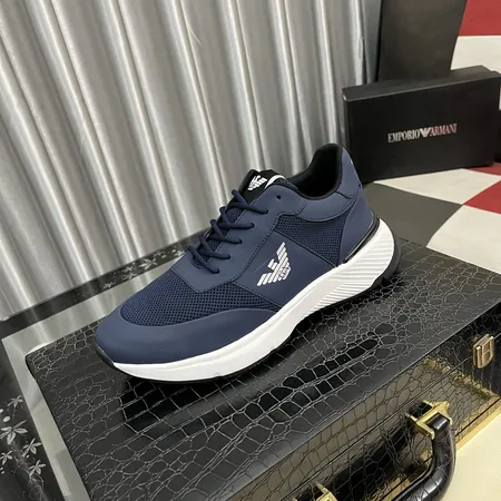 アルマーニ カジュアルシューズ