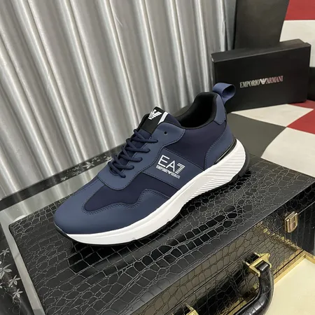 アルマーニ カジュアルシューズ