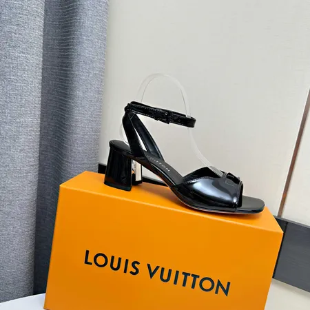 ルイヴィトン サンダル