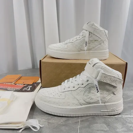 ルイヴィトン スニーカー