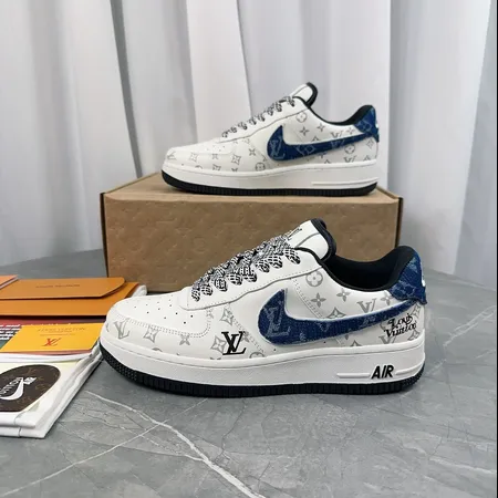 ルイヴィトン スニーカー