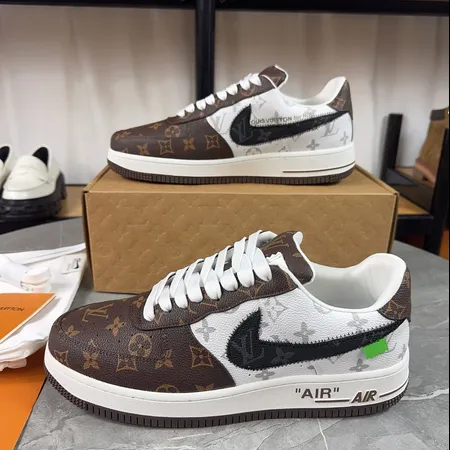 ルイヴィトン スニーカー