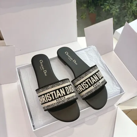 ディオール サンダル