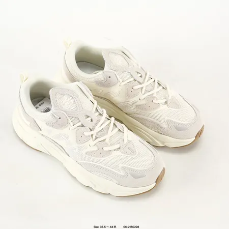 フィラ スニーカー