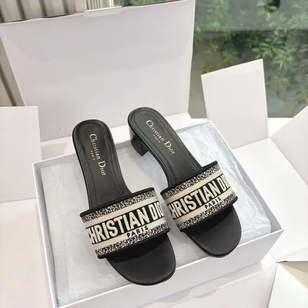 ディオール サンダル