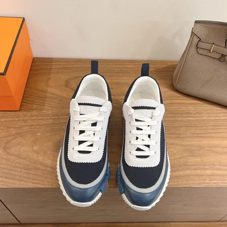 エルメス スニーカー