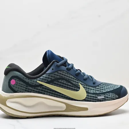 ナイキ スニーカー