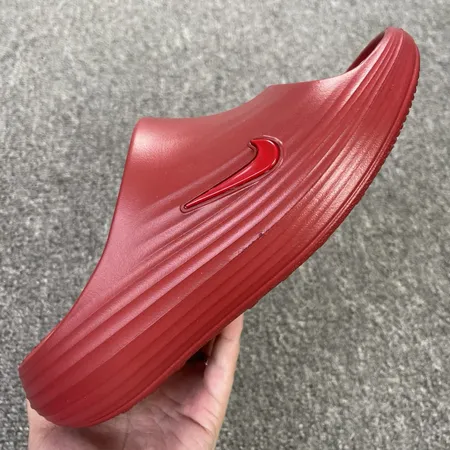 ナイキ スリッパ