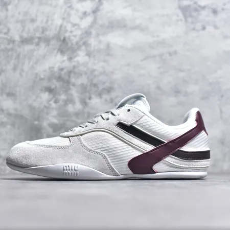 ミュウミュウ スニーカー