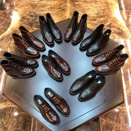 フェラガモ ビジネスシューズ