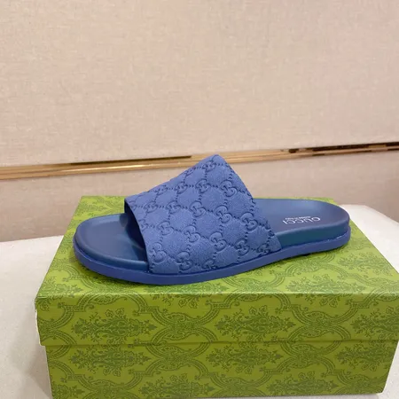 グッチ スリッパ