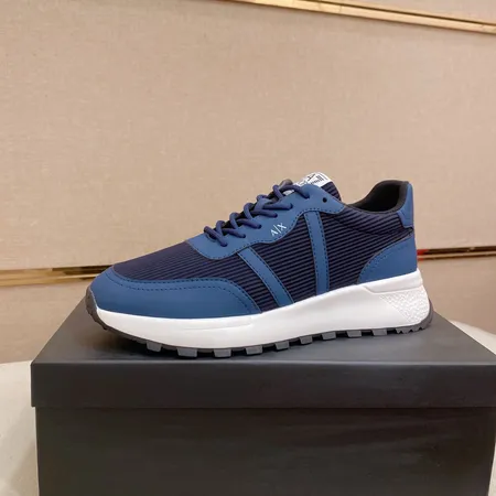 アルマーニ カジュアルシューズ