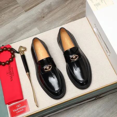 ヴァレンティノ ビジネスシューズ