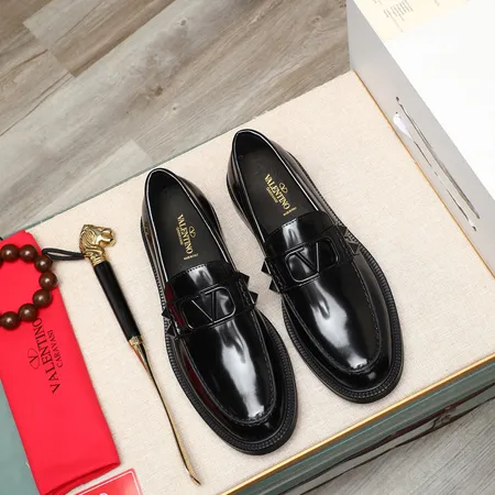 ヴァレンティノ ビジネスシューズ