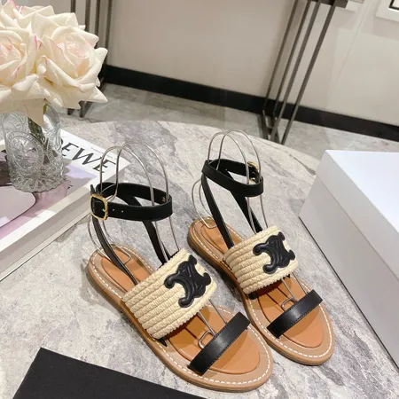 セリーヌ サンダル