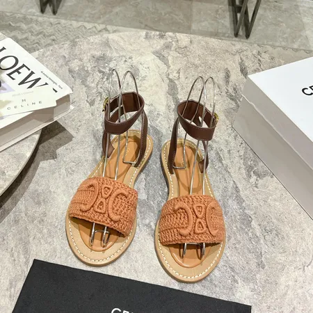 セリーヌ サンダル