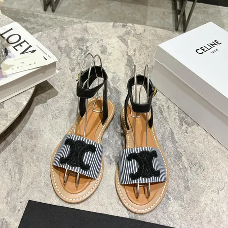 セリーヌ サンダル