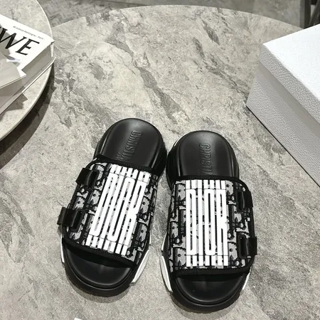 ディオール スリッパ