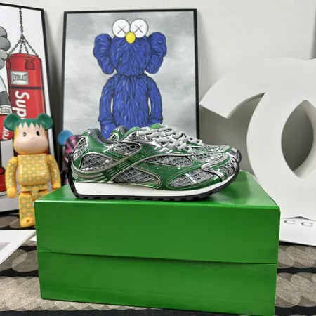 ボッテガ ヴェネタ スニーカー