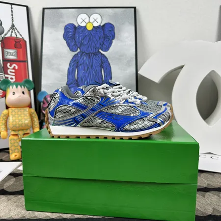 ボッテガ ヴェネタ スニーカー