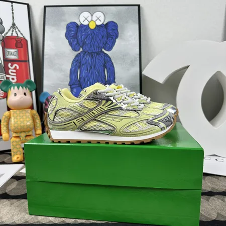 ボッテガ ヴェネタ スニーカー