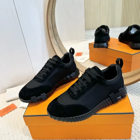 エルメス スニーカー