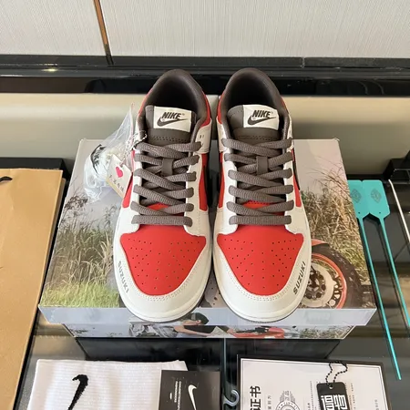 ナイキ カジュアルシューズ