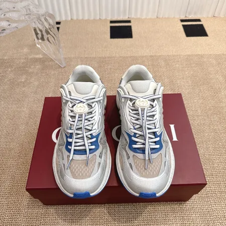 グッチ スニーカー